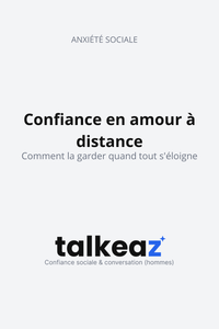 confiance en amour à distance — homme seul regardant son téléphone